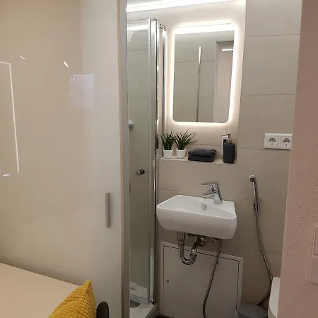 Souterrain Solln 20min Oktoberfest/zentrum Apartmán Mnichov